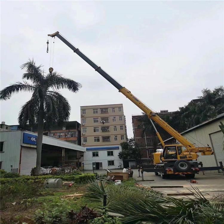 临泉县12吨吊车出租一天的收费标准是什么