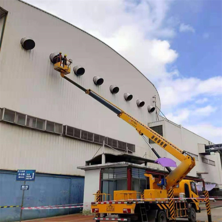 临泉县高空作业车出租服务：专业广告牌安装解决方案