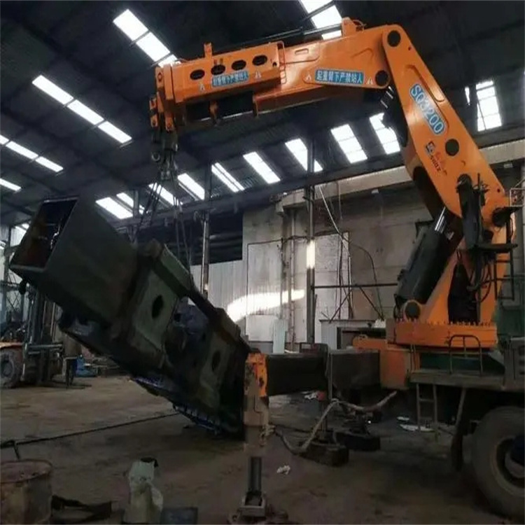 临泉县200吨折臂吊出租