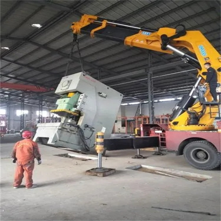 临泉县80吨折臂吊车出租附近电话